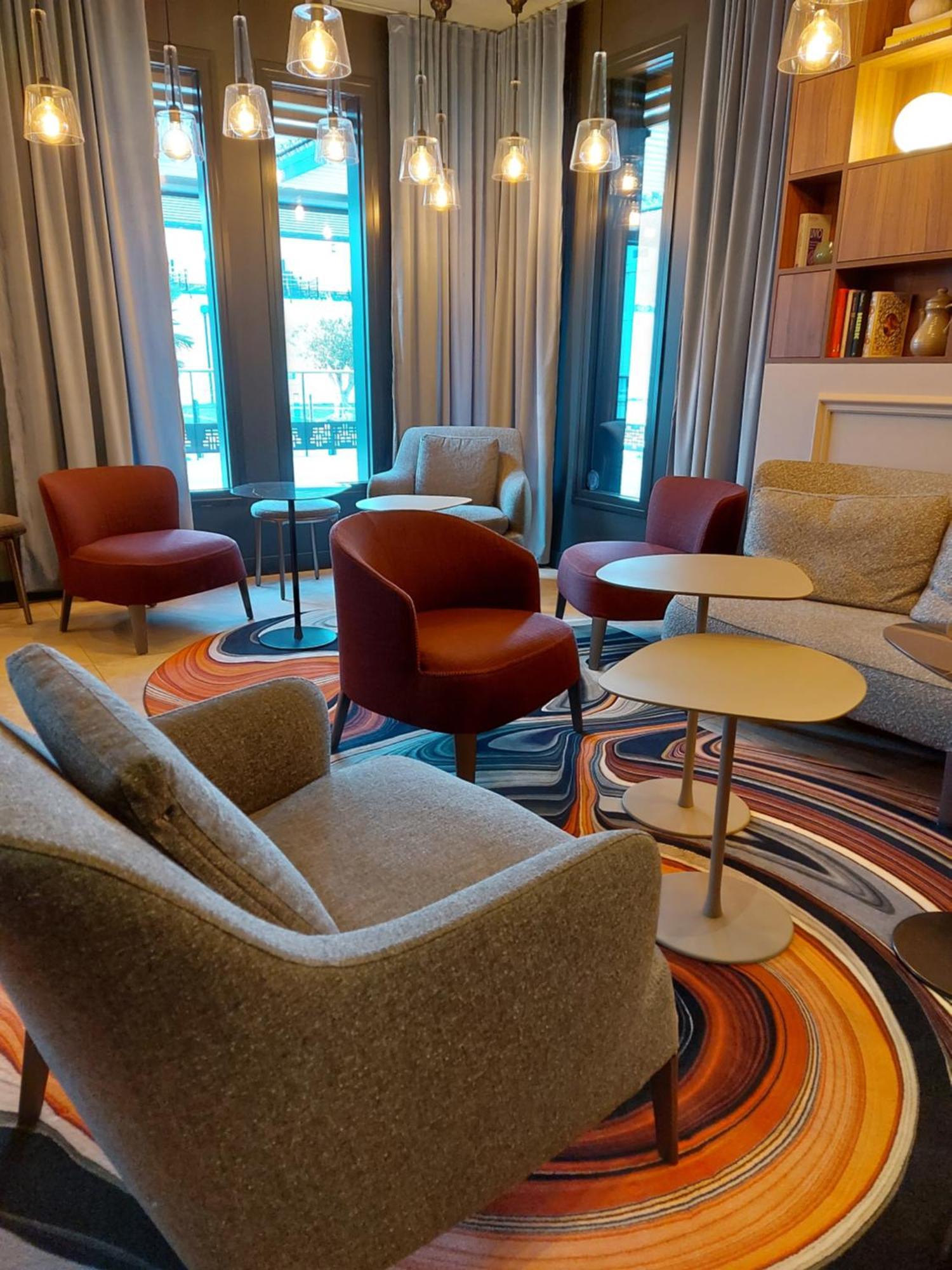 Logis Hotel Relais Saint Jacques - Chateauroux Deols Bagian luar foto