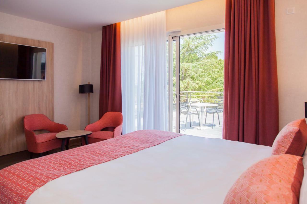 Logis Hotel Relais Saint Jacques - Chateauroux Deols Bagian luar foto