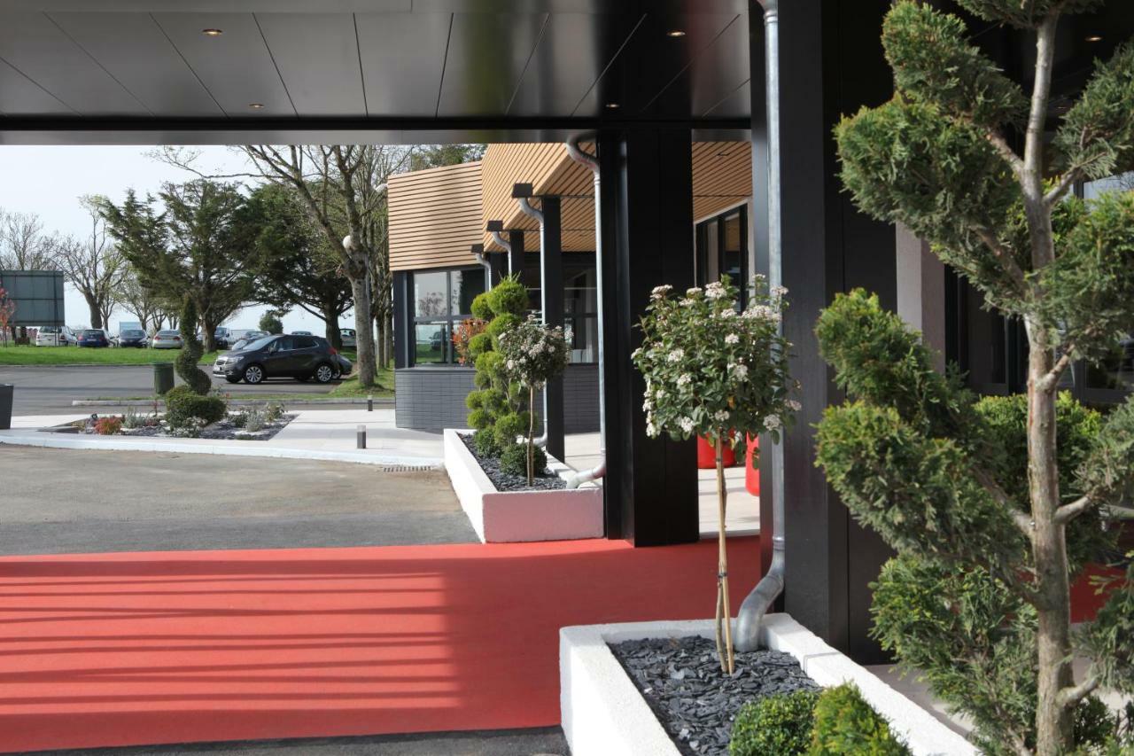 Logis Hotel Relais Saint Jacques - Chateauroux Deols Bagian luar foto