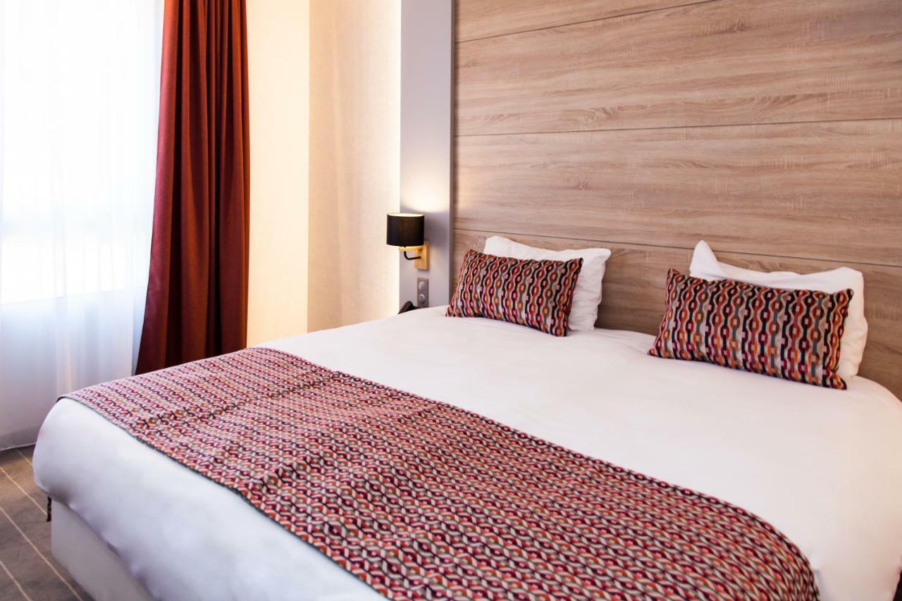 Logis Hotel Relais Saint Jacques - Chateauroux Deols Bagian luar foto